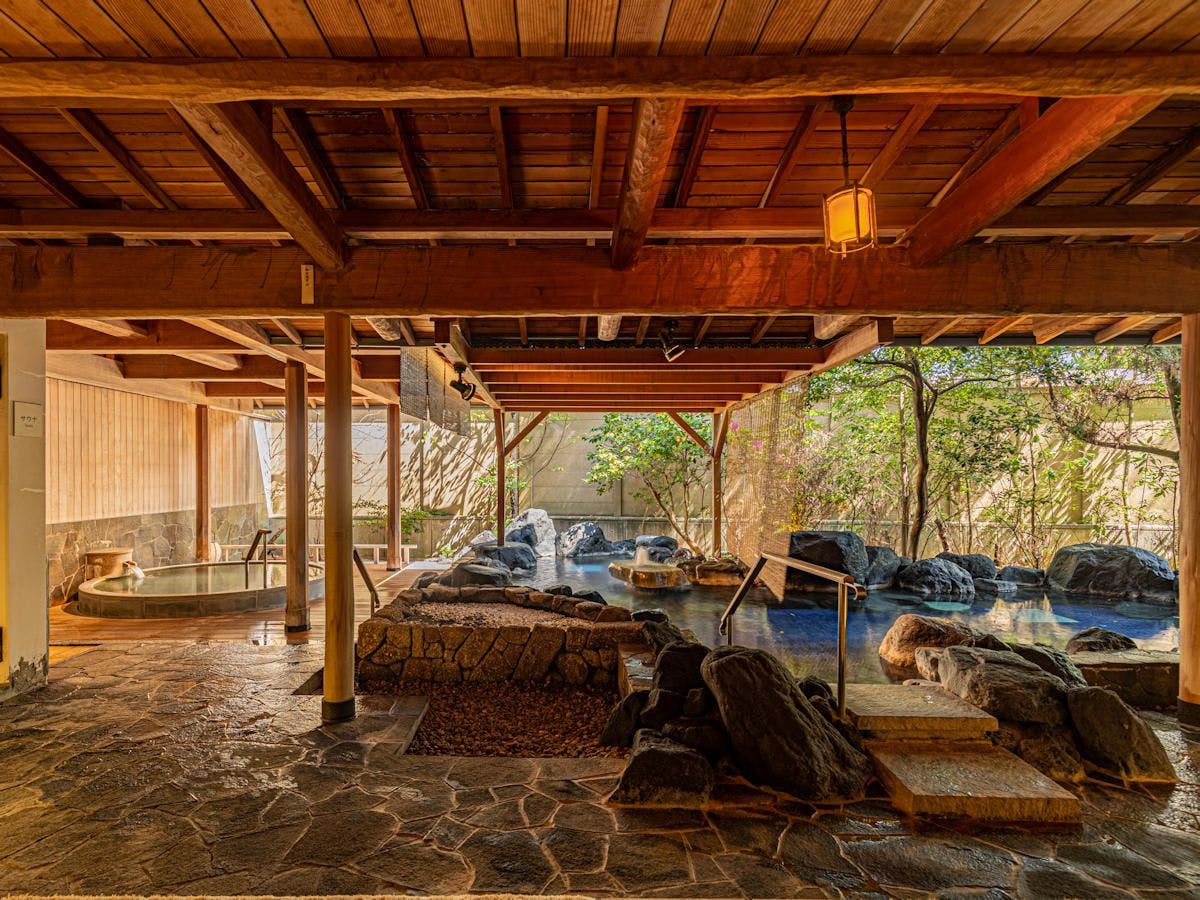 Rasa terbuka penuh! 【Wanita・Pemandian terbuka】