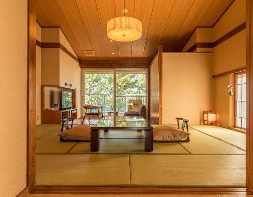 離れ館メゾネットスイート「典雅」