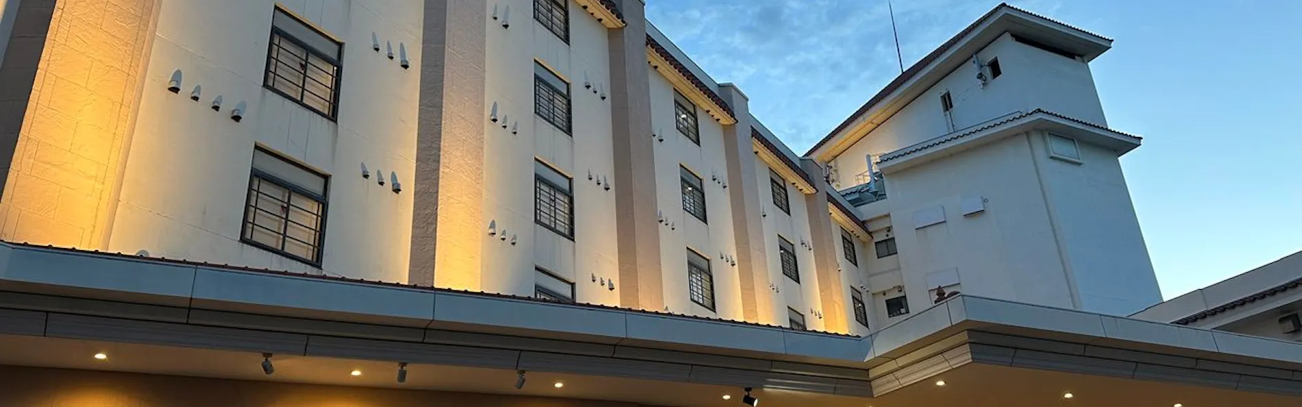 白良荘グランドホテル