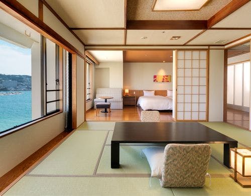 【ユニバーサルルーム 丨バス・トイレ】