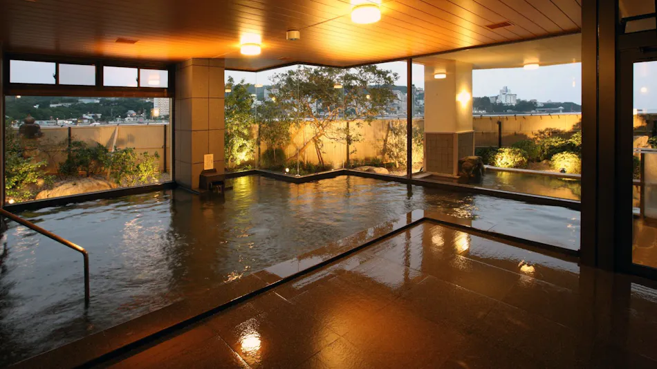 Shirarahama Grand Hotel