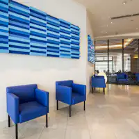 【館内 丨 フロントロビー】