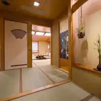 房間分為12疊、8疊和7疊三個部分。