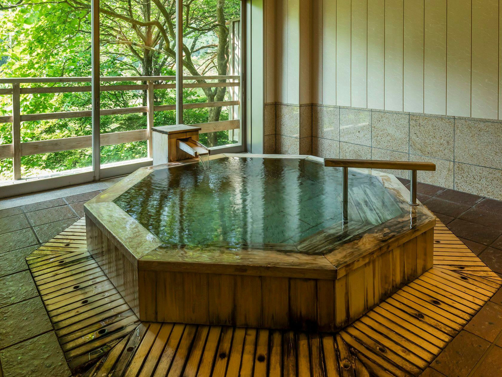 貸し切り風呂　寿衛子（すえこ）