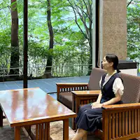 季節によって異なる中庭の景色