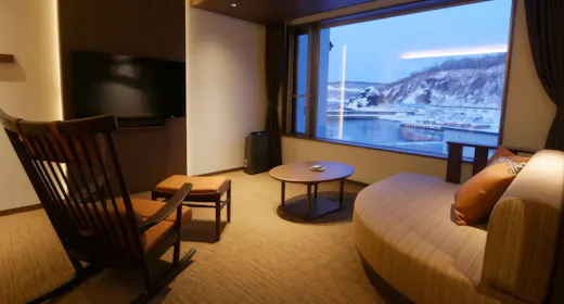 附溫泉的Universal