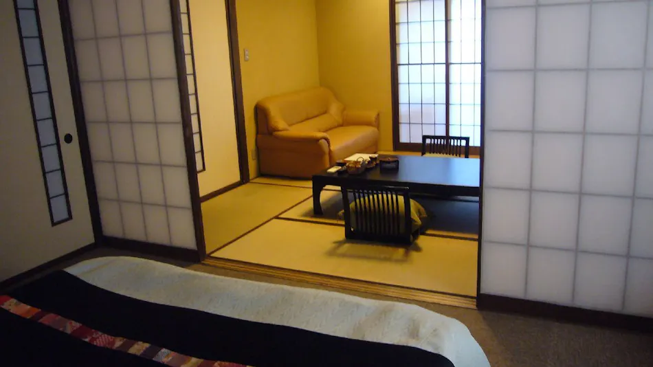 Detached Inn Yumenoya with Semi-Open-Air Baths in All Rooms