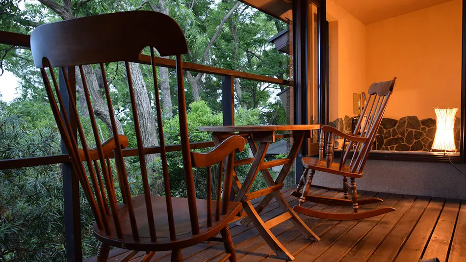 Detached Inn Yumenoya with Semi-Open-Air Baths in All Rooms