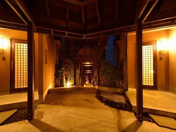 ทางเข้าห้องพักแยก