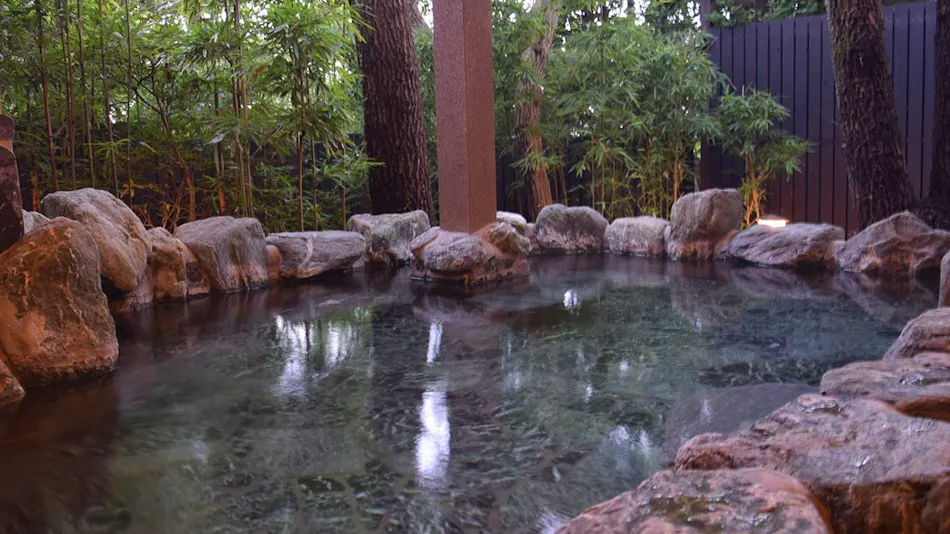 Detached Inn Yumenoya with Semi-Open-Air Baths in All Rooms