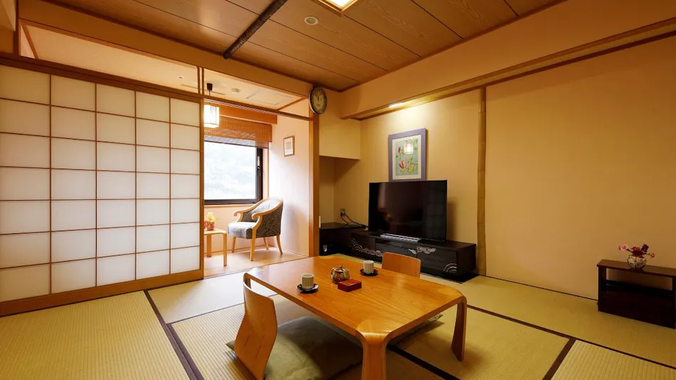 Kanazawa Hakuchoro Hotel Sanraku