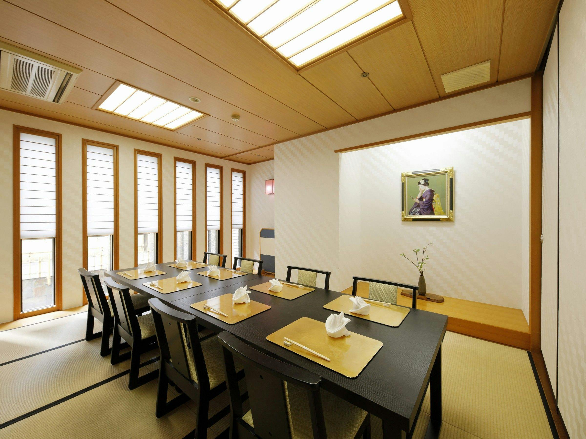 金沢白鳥路　ホテル山楽