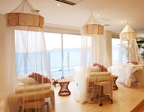 京都に本店を持つロイヤルボディコンシャス