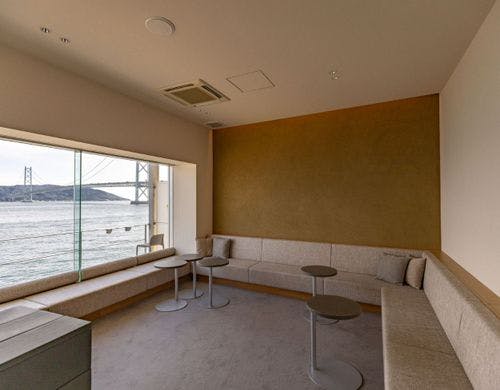 感動をシェアする宿泊者専用ラウンジ