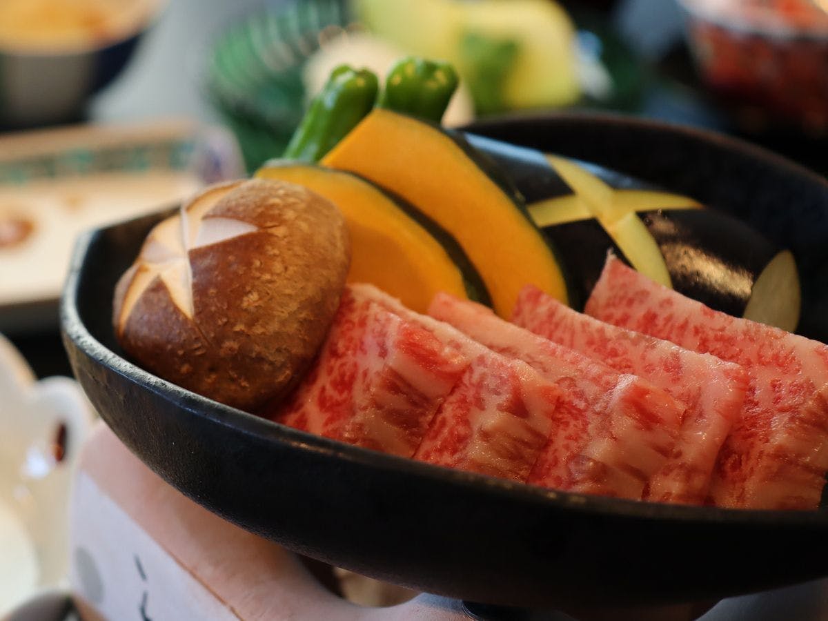 【日本料理かいらん亭】四季折々の会席料理　ディナー付きプラン（夕朝食付き）