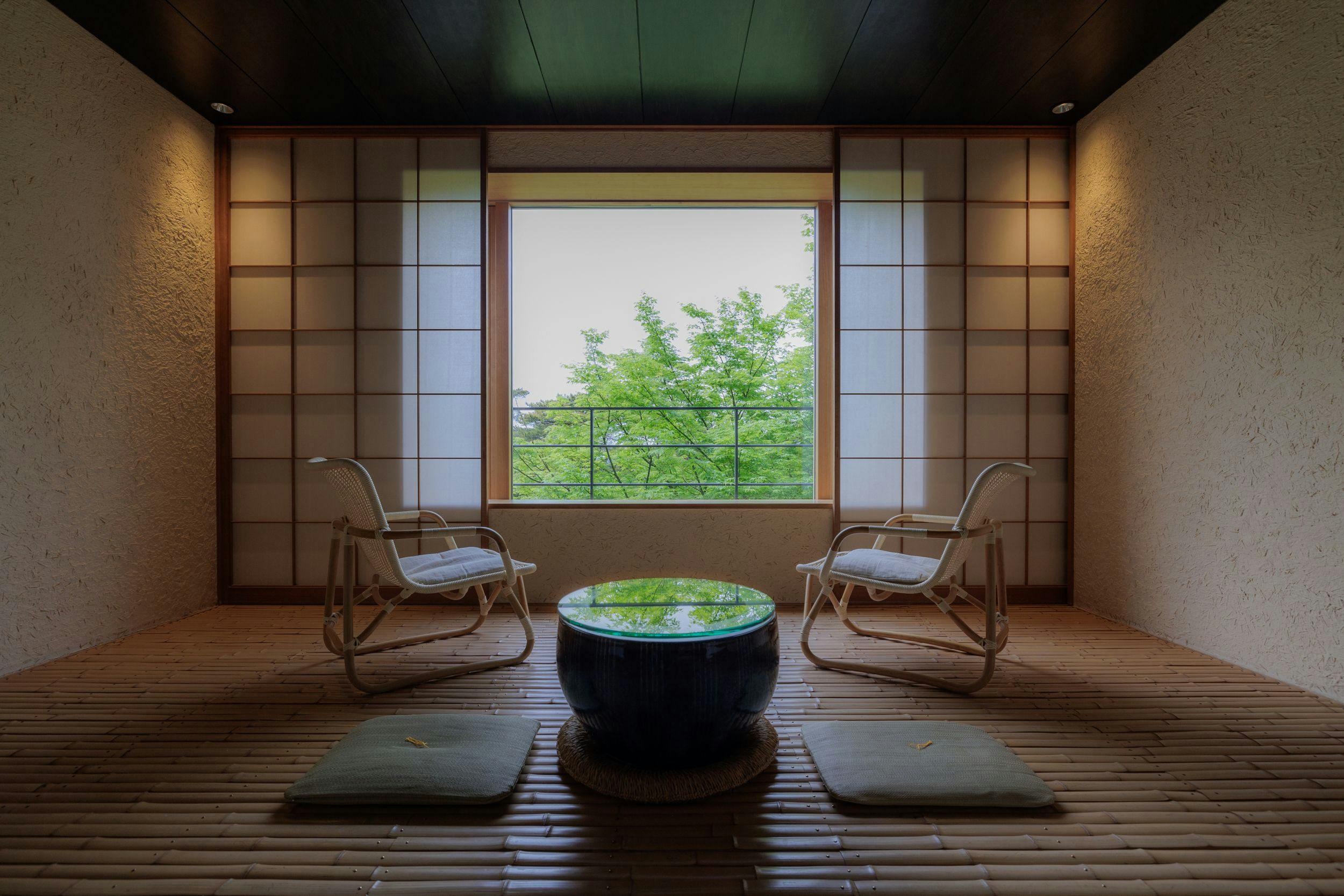 べにや無何有