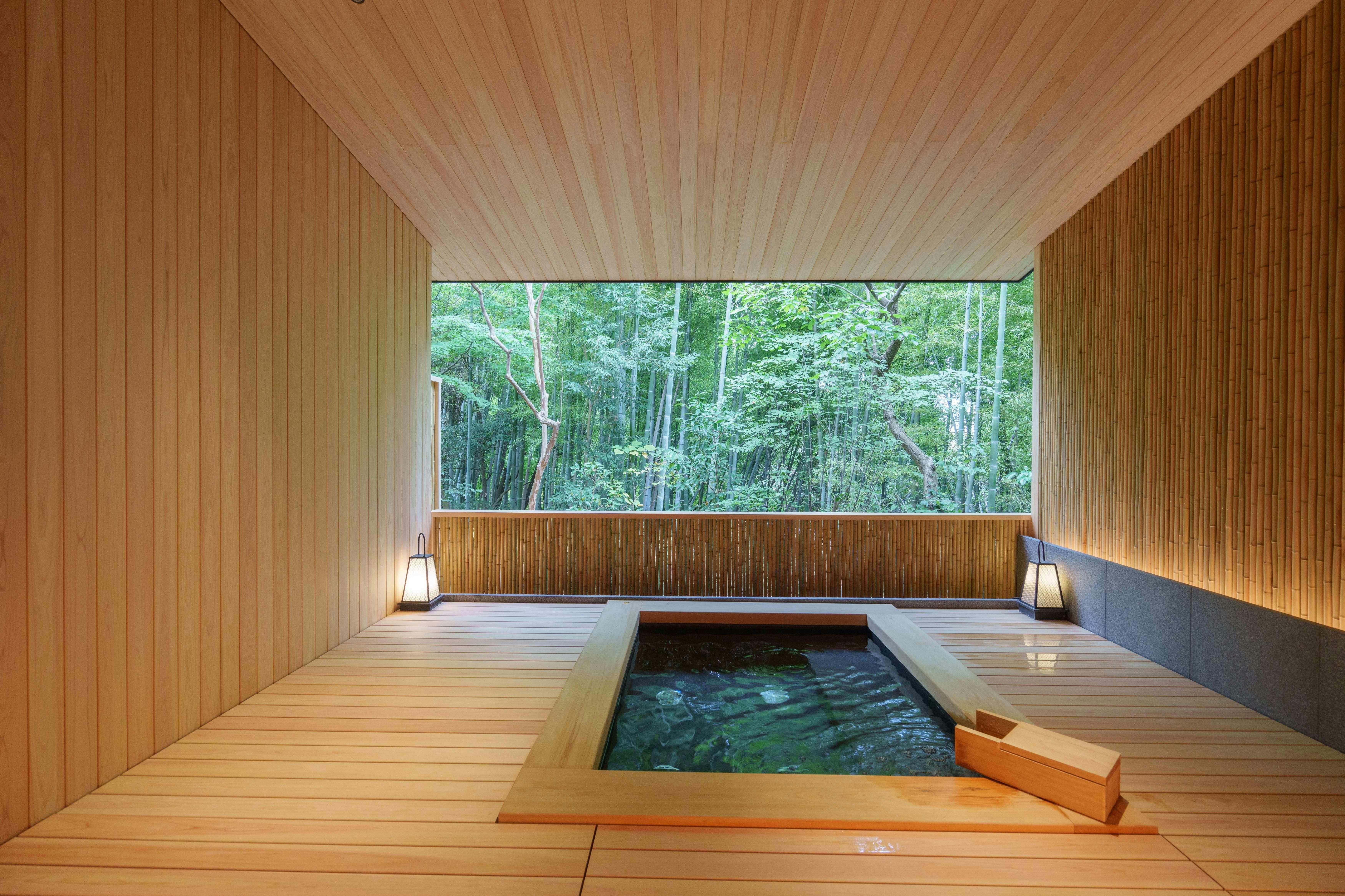 USUKO - น้ำพุร้อนที่ชำระล้างจิตใจและร่างกาย.