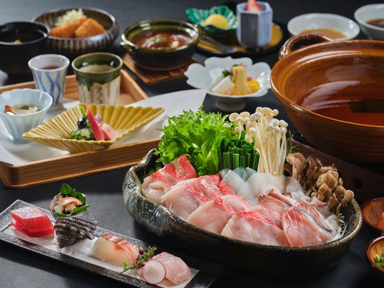 【อาหารเย็นเมนูหลัก】 "ชาบูซีฟู้ด"