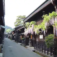 古い町並みは当館より徒歩3分