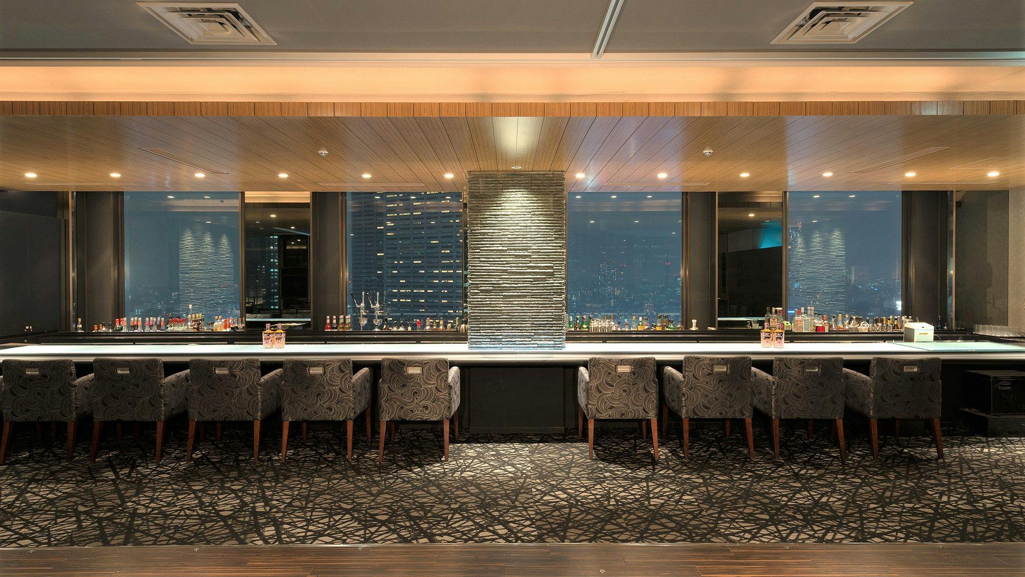 ห้องอาหารและบาร์สไตล์ญี่ปุ่น FUGA (FUGA)