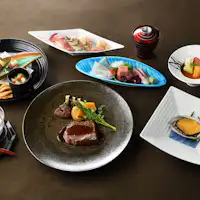 "일식 다이닝 & 바 FUGA 風雅" (25층)