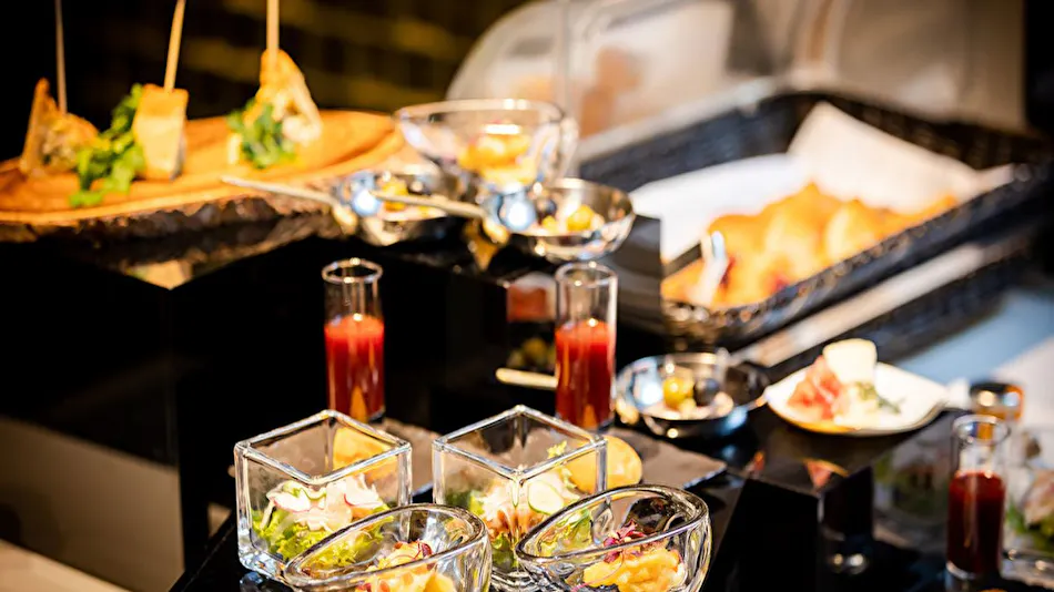 Cross Hotel Osaka (ORIX Hotels & Resorts)