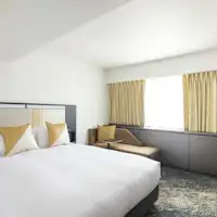 ■ Cross Floor Superior Double