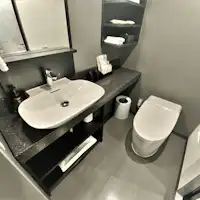 ■ Bilik serbuk yang luas