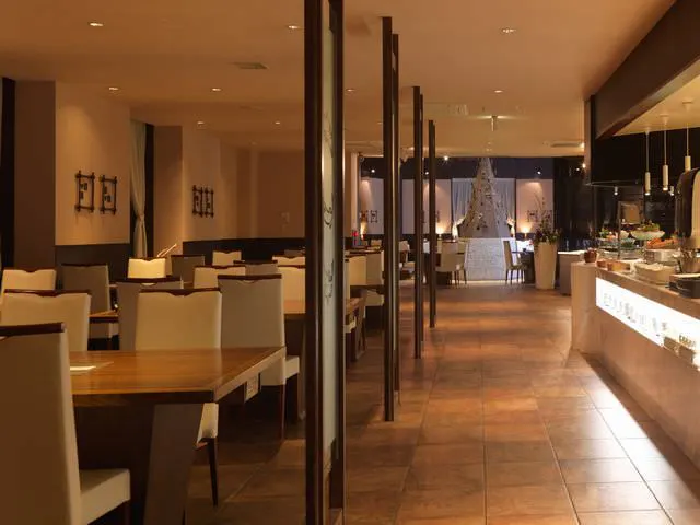 バイキングレストラン「COTA」