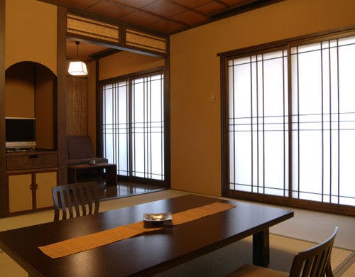 ２階和室　仏の座