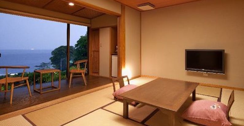 マタニティ 部屋食 妊婦さんも安心のアロマトリートメントでご出産前にご褒美旅行 温泉でのんびりプラン 全室源泉かけ流し露天風呂付の宿 いさり火 一休 com