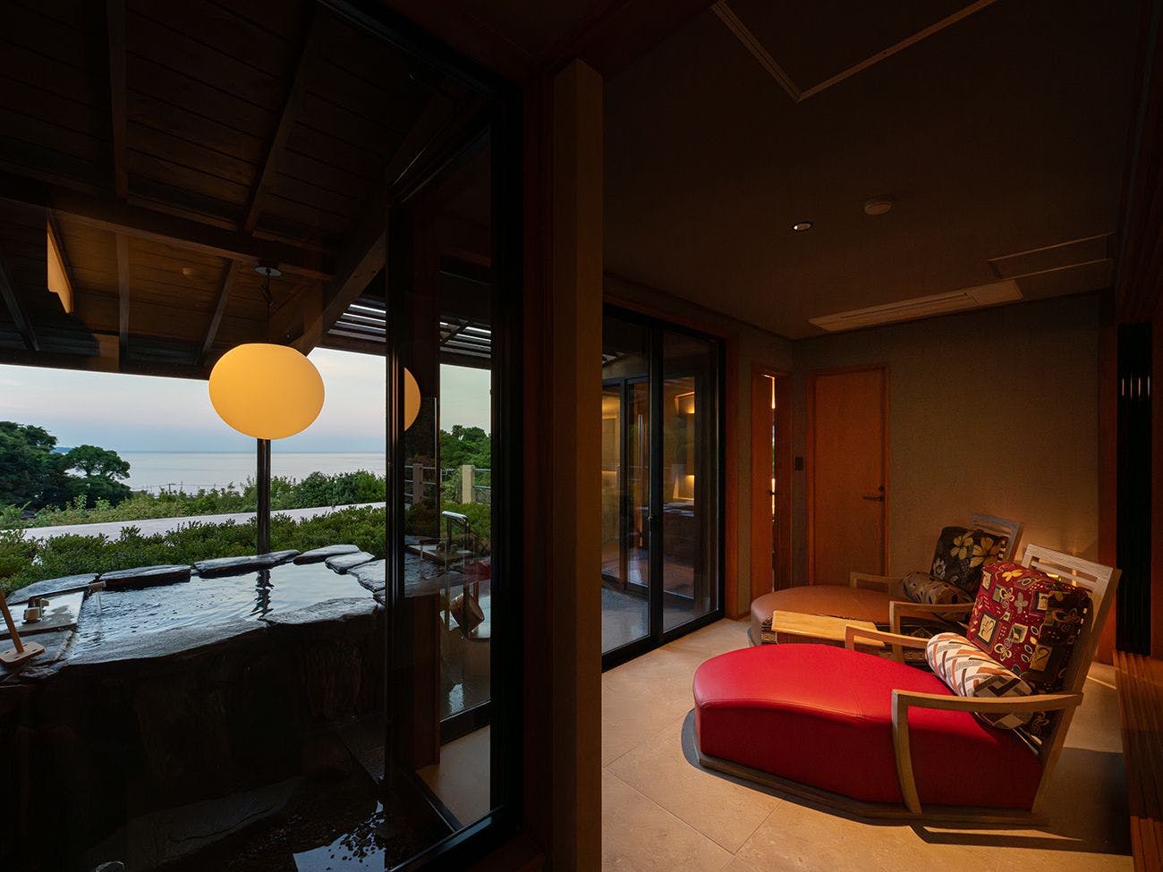 ห้องพักพร้อมอ่างอาบน้ำกลางแจ้งพร้อมวิว