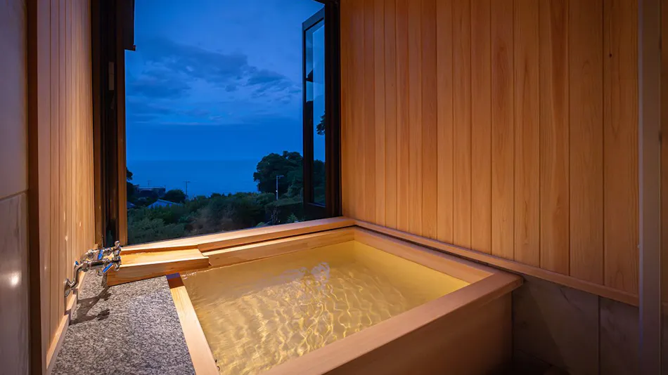 Isaribi Inn with All Rooms Featuring Open-Air Hot Spring Baths