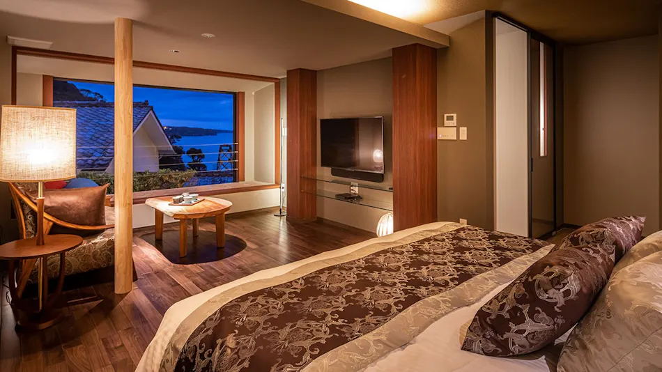 Isaribi Inn with All Rooms Featuring Open-Air Hot Spring Baths