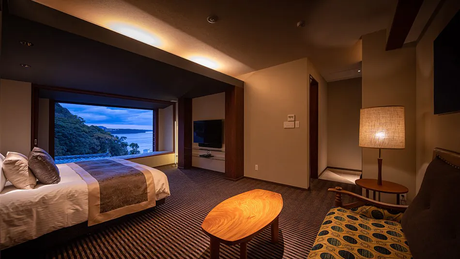 Isaribi Inn with All Rooms Featuring Open-Air Hot Spring Baths