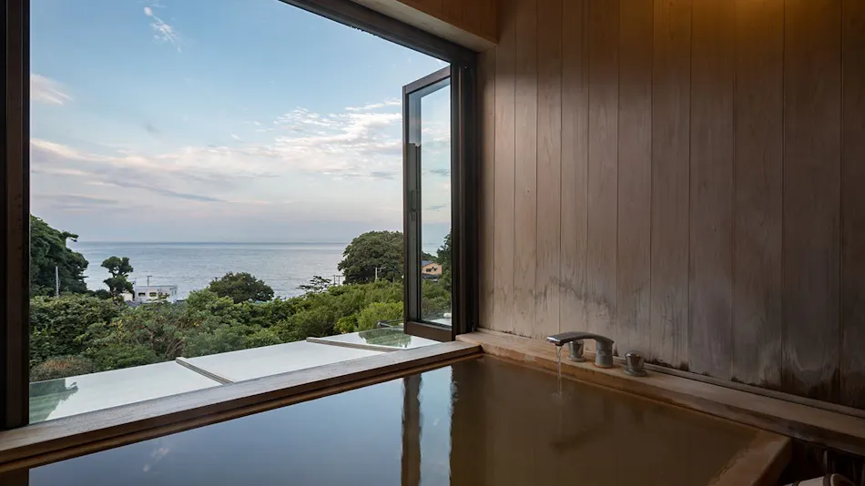Isaribi Inn with All Rooms Featuring Open-Air Hot Spring Baths