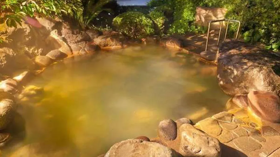 Isaribi Inn with All Rooms Featuring Open-Air Hot Spring Baths