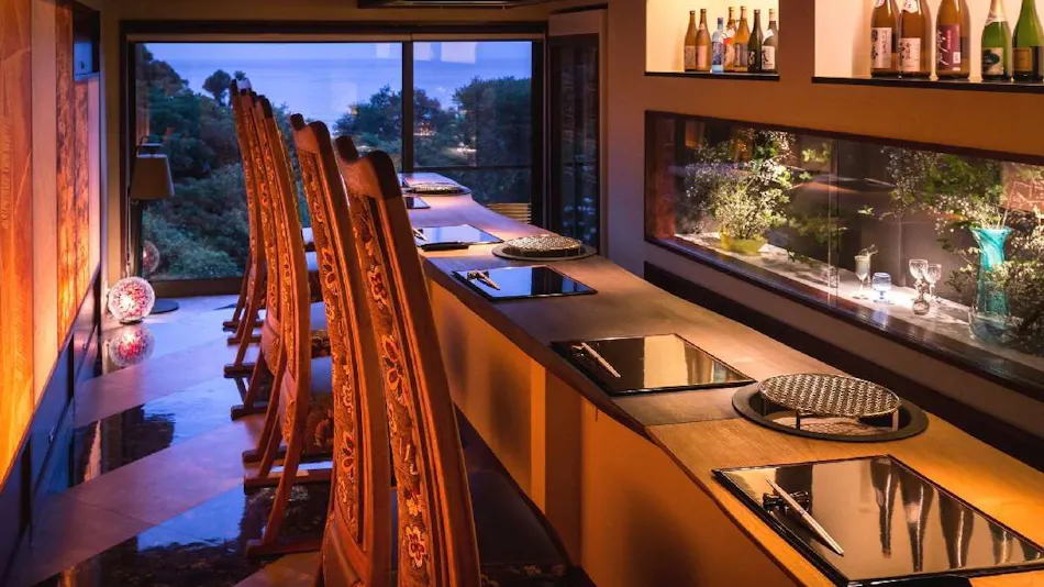 Isaribi Inn with All Rooms Featuring Open-Air Hot Spring Baths