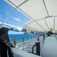 Tuk-tuk di atas awan