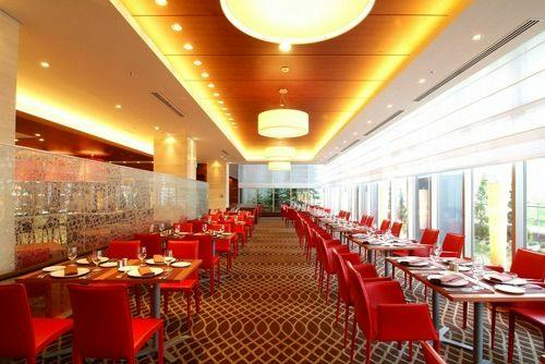 【Mercureスタンダード朝食付】焼きたてパンやフレンチトースト、スパイスカレーが自慢【美味旬旅】