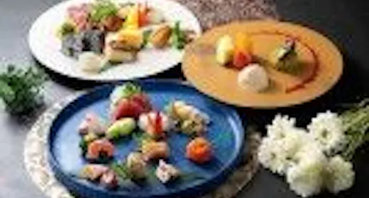 【2食付きプラン~折衷プレートver~】ホテルレストランでご夕食/ご朝食を楽しめます!!