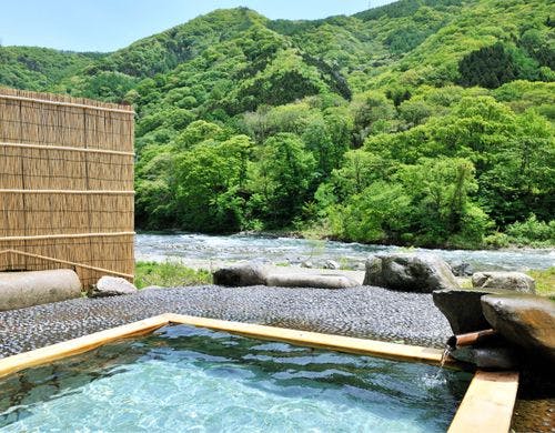 露天風呂 蛍 夏