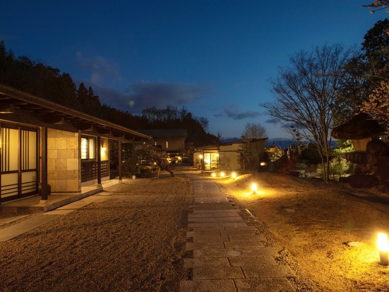 笛吹川温泉　坐忘