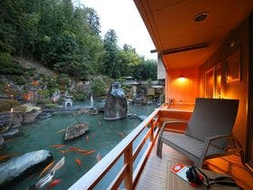 笛吹川温泉 坐忘