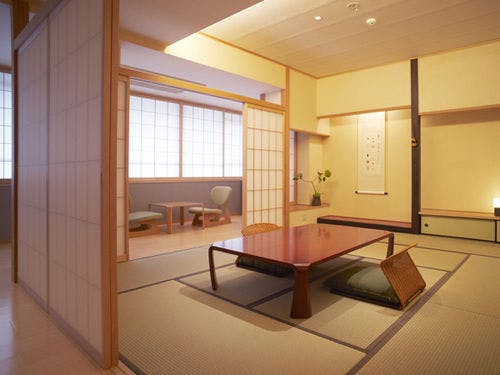 山の見えるお部屋（和室）