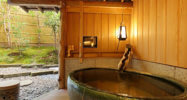 露天風呂付き客室が人気の宿 夜景が自慢のお部屋 選 宿泊予約は 一休 Com 露天風呂付き客室が人気の宿 夜景が自慢のお部屋 選 宿泊予約は 一休 Com