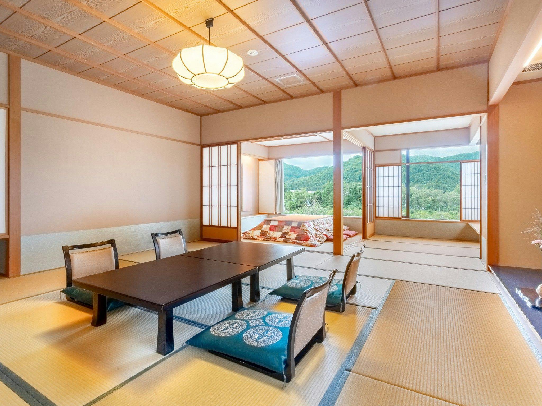 Kamar dengan kotatsu 12,5 tatami + 3 tatami <musim dingin>