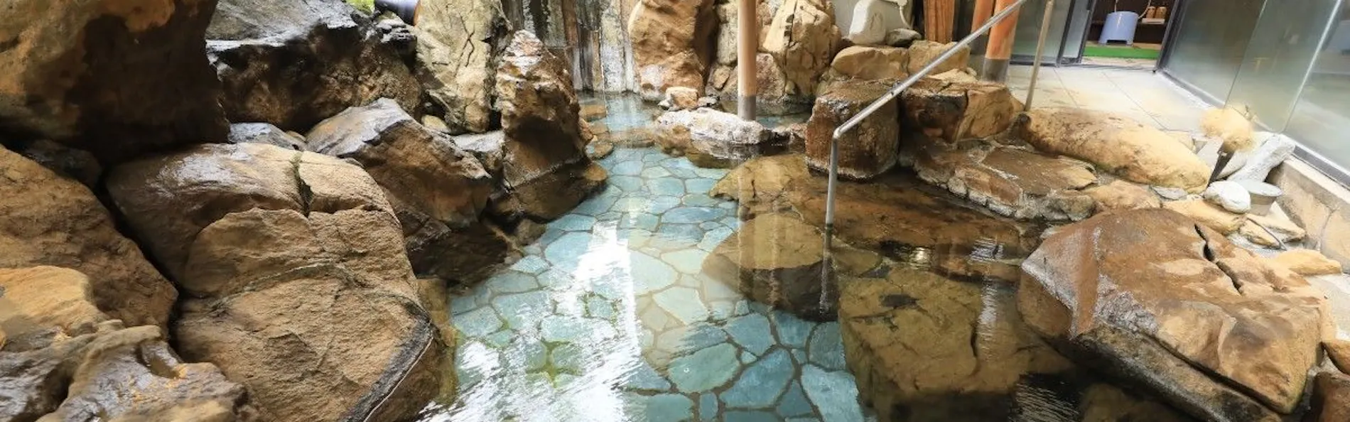 緑翠亭 景水