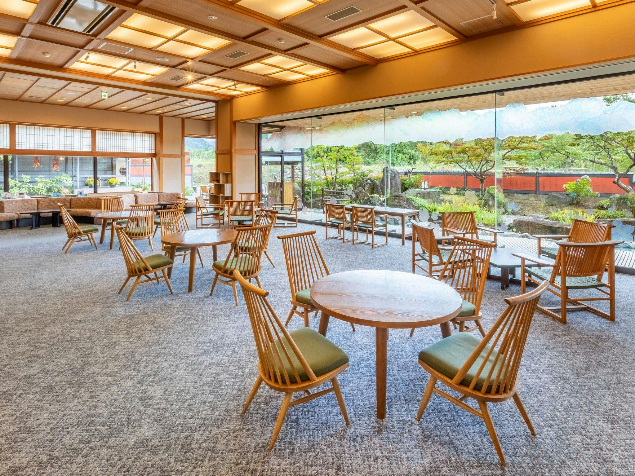 緑翠亭　景水