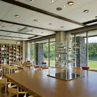 ご宿泊者専用ライブラリーラウンジ